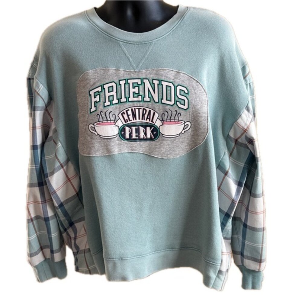FRIENDS Sweatshirt - Upcycled
